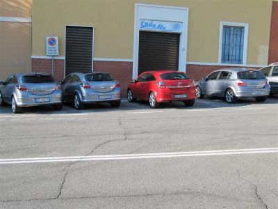 Clicca per l'immagine full size