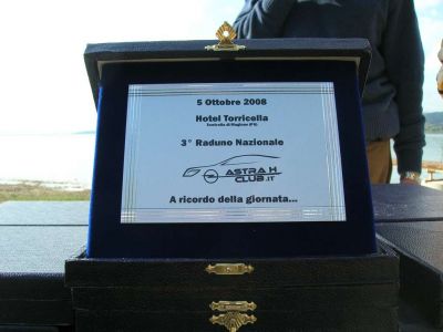 Clicca per l'immagine full size