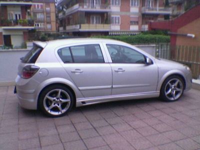 opel astra h tuning. minigonne icc tuning. Immagine